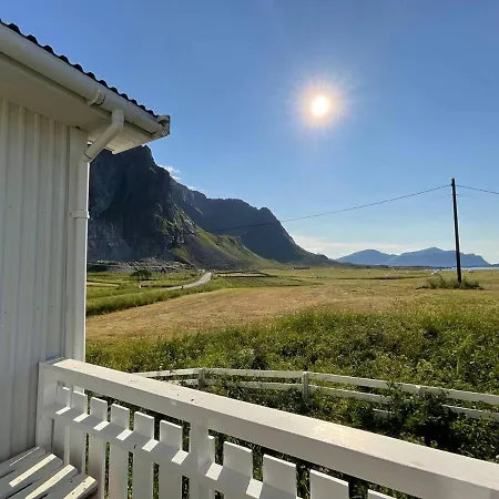 Flakstad Panorama Lofoten 펜션 람베르그